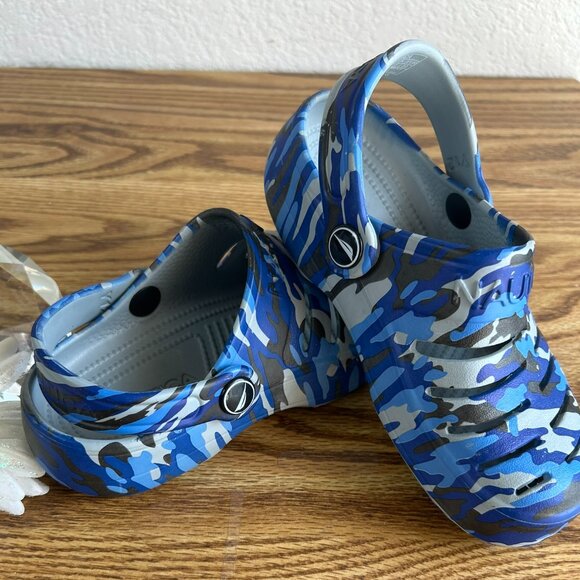 NAUTICA Boys Blue Camo Waterproof Strap Croc Shoes Sz 12 Adjustable Fast Ship - Picture 2 of 3